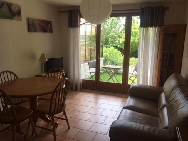 Gite L'Annexe Villelaure Dış mekan fotoğraf