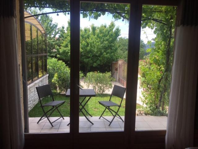 Gite L'Annexe Villelaure Dış mekan fotoğraf