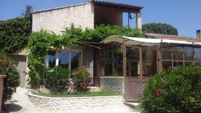 Gite L'Annexe Villelaure Dış mekan fotoğraf